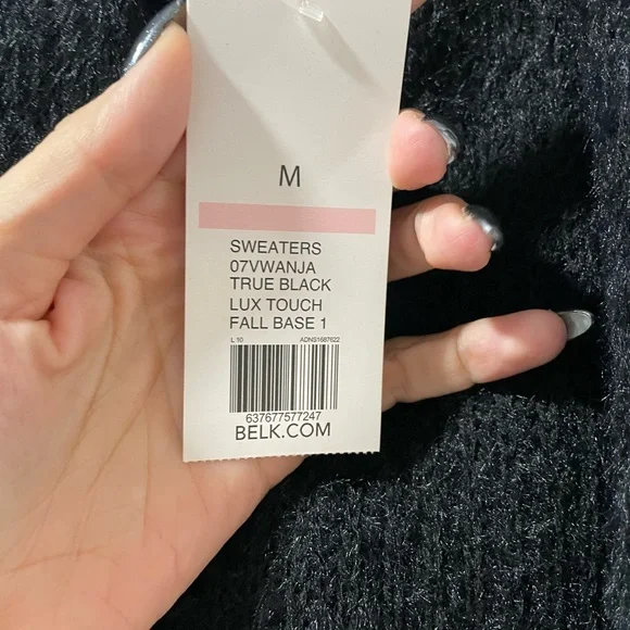 NWT. Hooded black cardigan sweater. Size medium. - Picture 3 of 5